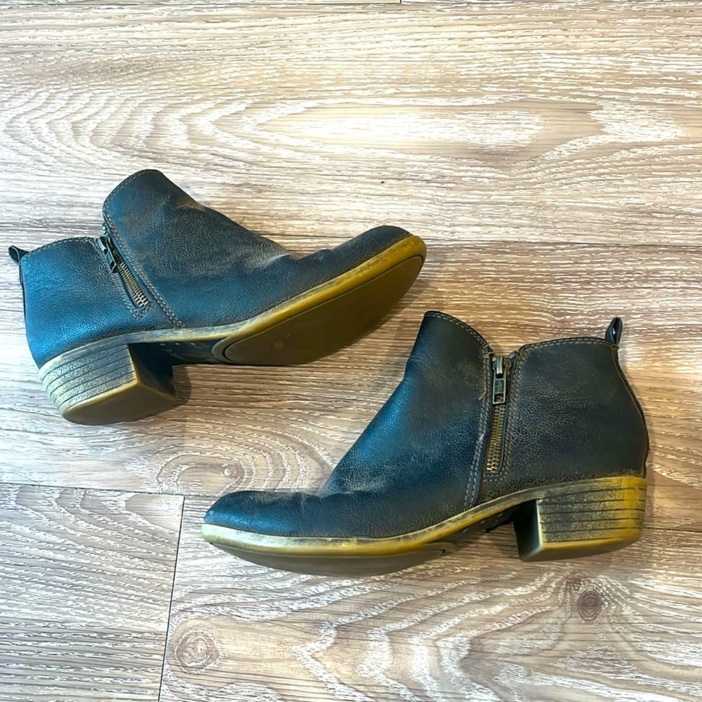 Dunes Dolly Distressed Ankle Booties